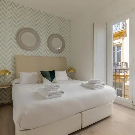 Apartment Thyssen Boutique By Caleta Homes Malaga
